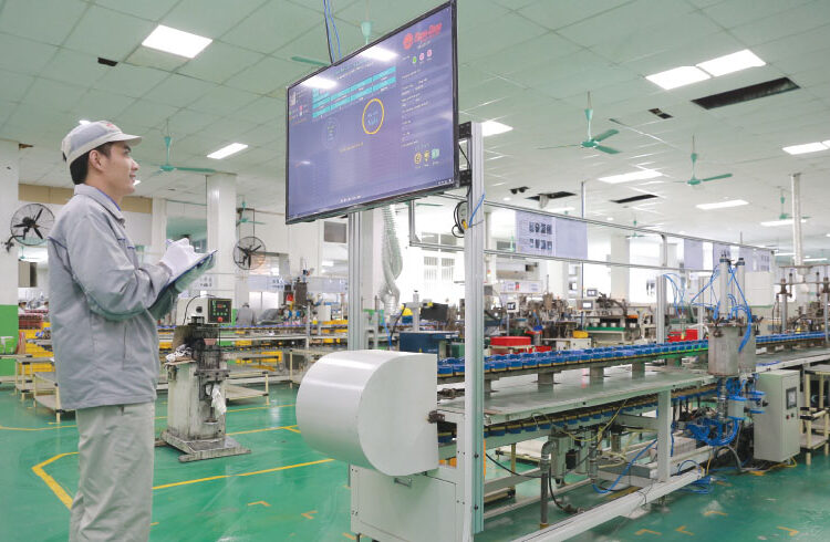 某工廠的資產和利潤在第一季度後大增