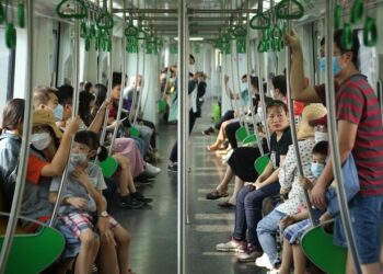 越南股市財經新聞-遊客激增，河內地鐵運營商盈利超過 1000 億越南盾