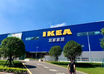 來自世界各地的零售巨頭來到越南尋找供應商