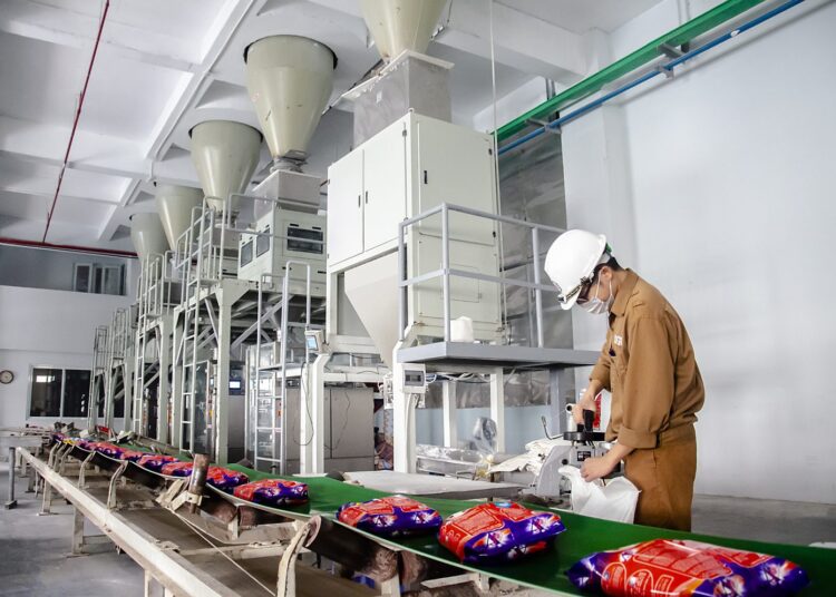 德江化學（DGC）淨利超額完成目標，持有現金和存款超過10.4兆越南盾