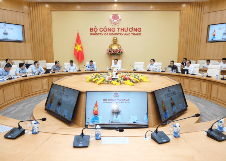 工貿部副部長:“今年不會缺電”